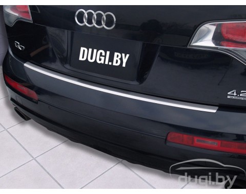 Накладка на задний бампер для Audi Q7.