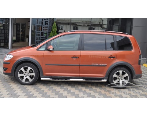 Пороги - трубы "Delux" для Volkswagen Touran.